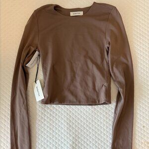 Babaton Aritzia Long Sleeve Crop Top